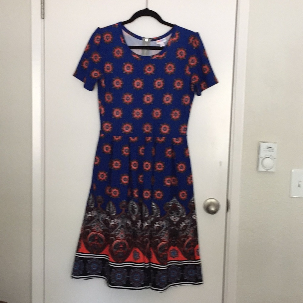 LuLaRoe Amelia Dress - Has Pockets!
